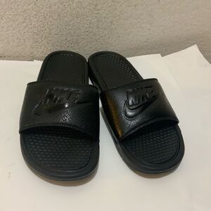 NIKE Men's Benassi Just Do It Black Slide Sandal size 10
